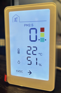 A portable air monitor from BC Lung.